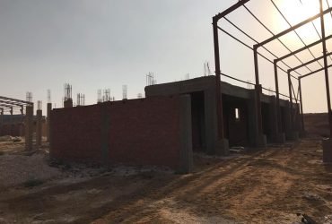 مصنع خشب للبيع بالمنطقه الصناعيه ب كوم او راضي