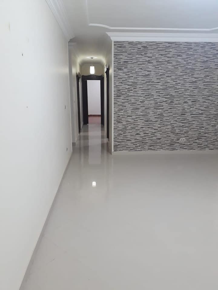 شقه للبيع بالنرجس عمارات