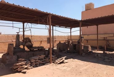 مصنع رخام للبيع بالمنطقه الصناعيه كوم ابو راضي