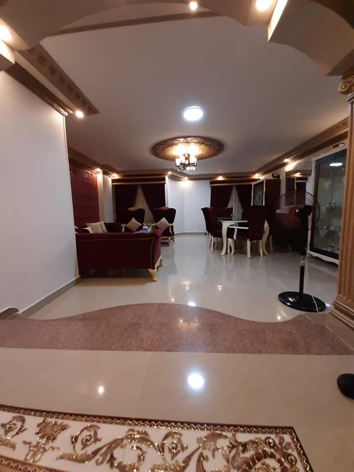 شقة فاخرة في كمبوند الفرسان بجوار نادى الصيد وكمبوند البارون على الدائرى دقائق من كارفور المعادى