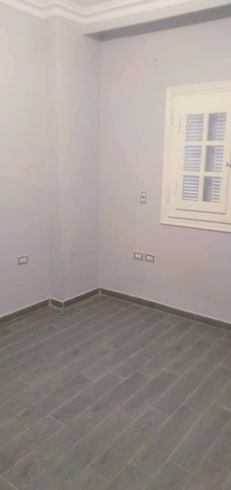 شقه إيجار 200 متر التجمع الخامس النرجس فيلات تشطيب سوبر لوكس قريبه من الخدمات والمواصلات