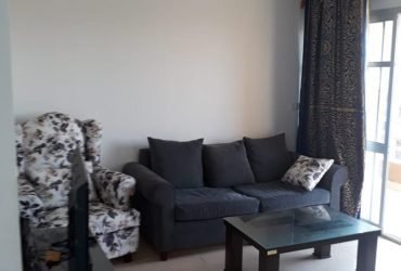 شقه لقطه 90 م للايجار فى الB6 دور رابع امام الخدمات بحرى صريح