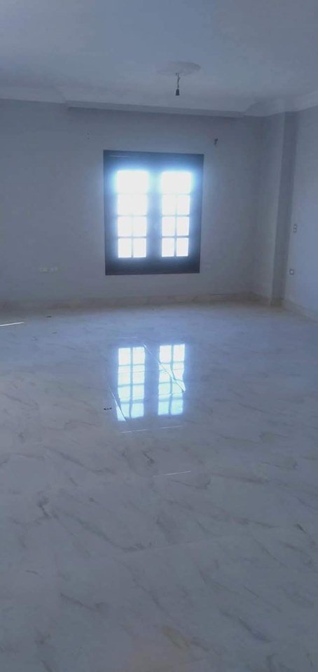 شقه إيجار 200 متر التجمع الخامس النرجس فيلات تشطيب سوبر لوكس قريبه من الخدمات والمواصلات