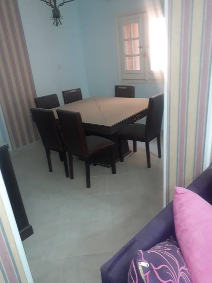 ارخص شقه بحداءق الاهرام ٣٨٠الف