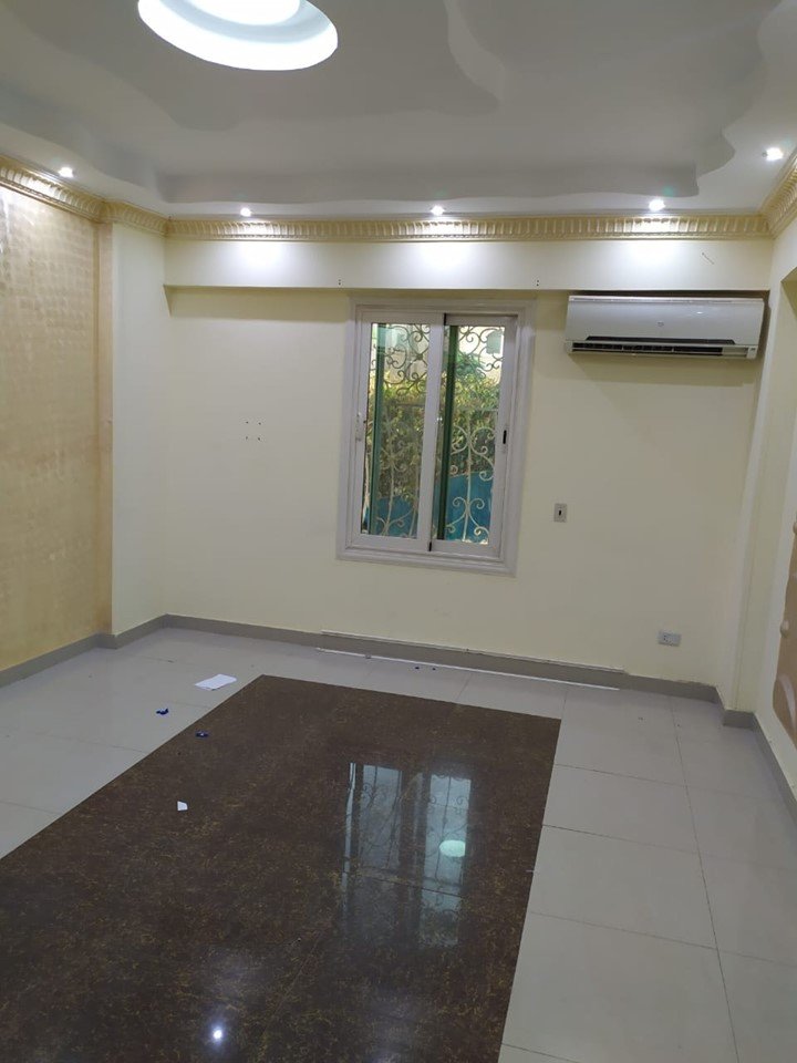 شقه للايجار ف الحي الرابع