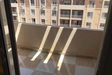 شقه للبيع بمدينتي ٩٦م متشطبه