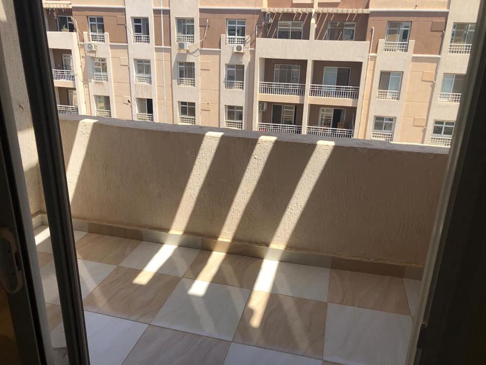 شقه للبيع بمدينتي ٩٦م متشطبه