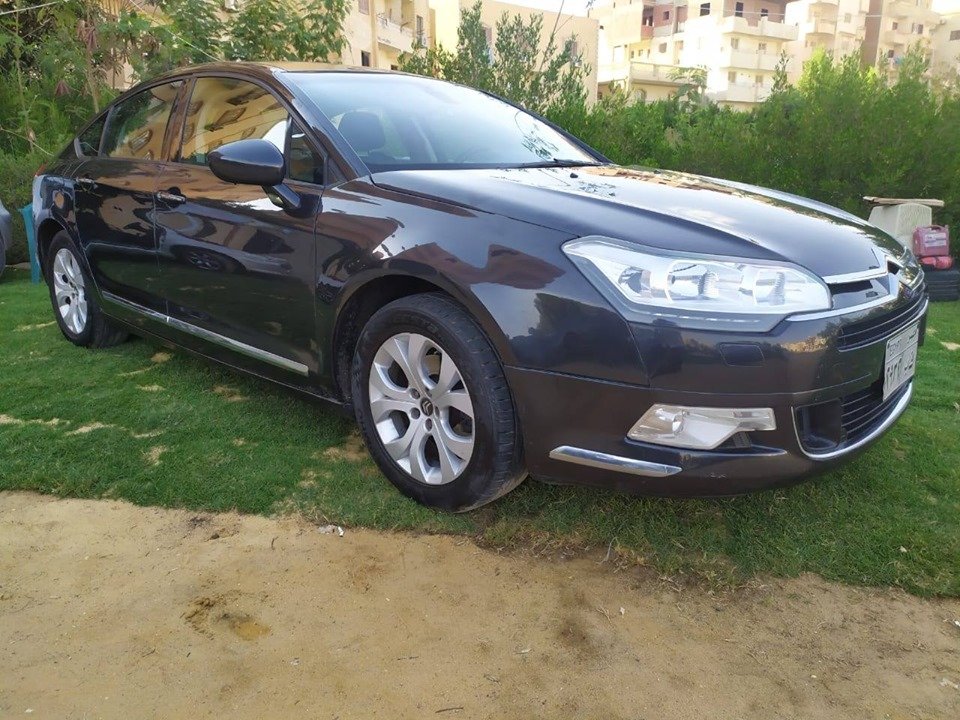 ستروين c5 موديل ٢٠١٣/ ٠١٠١٨٢٠٤٦٨٨