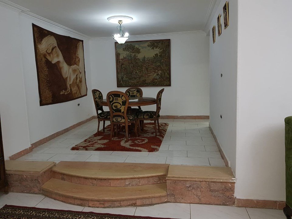 للبيع شقة المقطم