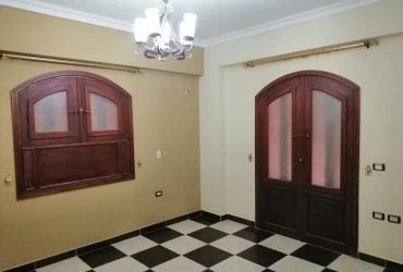 شقه للايجار ف مكان متميز تشطيب سوبر لوكس ١٨٠ م