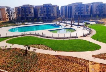 شقه بجاردن للبيع بالتقسيط بالتجمع الخامس