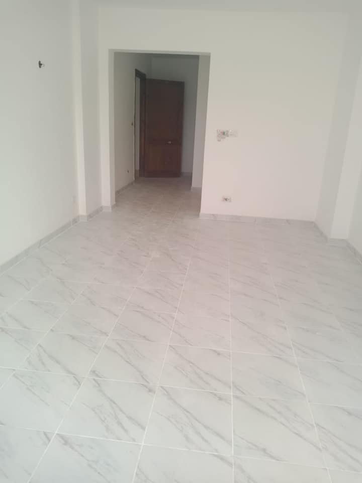 شقه بيع بمدينتي٢١٠متر فيB2 مجموعه ٢٣