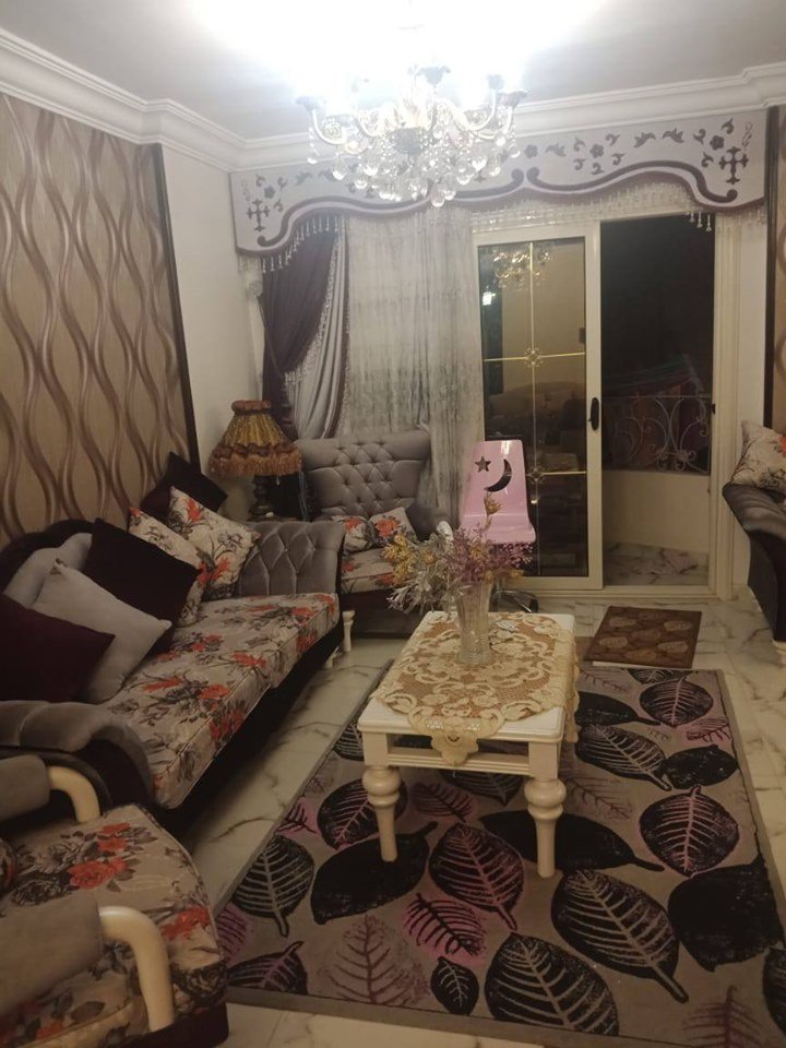 شقة  180 م  للبيع ف جليم اسكندرية