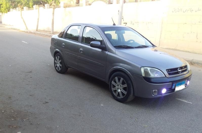 اوبل كورسا اللمانى 2005 GLX .فبريكا بالكامل من الخارج والداخل