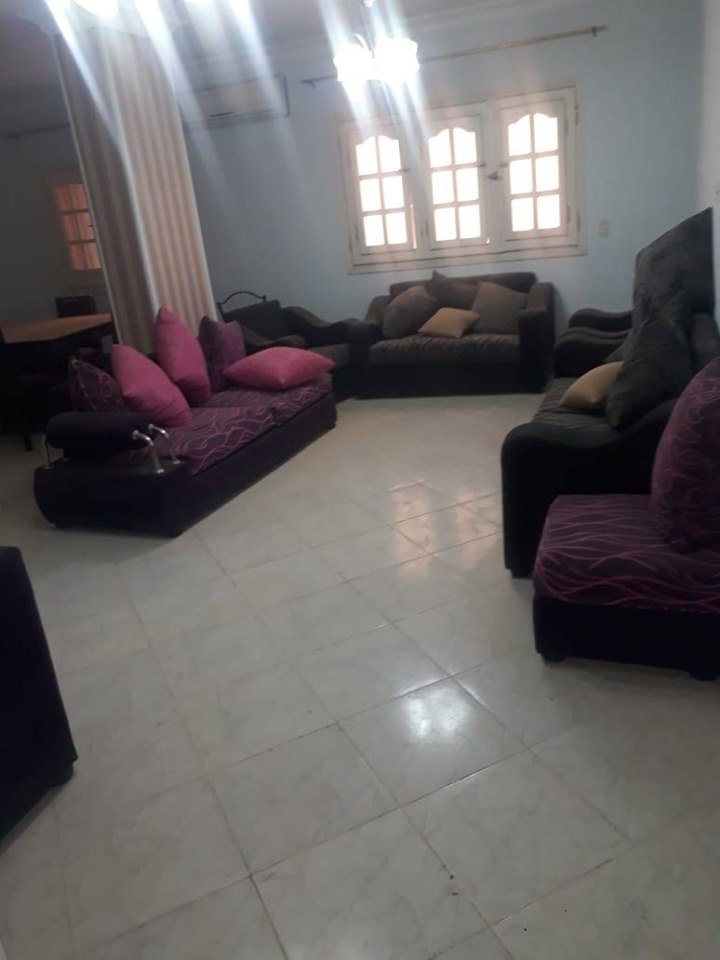 ارخص شقه بحداءق الاهرام ٣٨٠الف