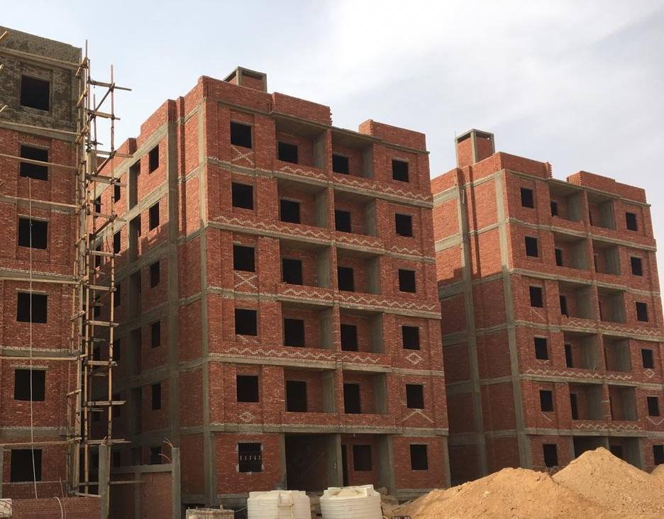 شقه واجهه بحرى صرف بمشروع متكامل الخدمات بحدايق اكتوبر