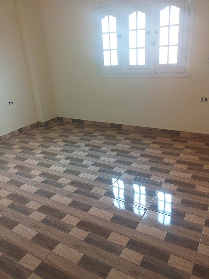 للايجار ف التجمع الخامس جاردنيا ١ ١٠٠م دور تالت