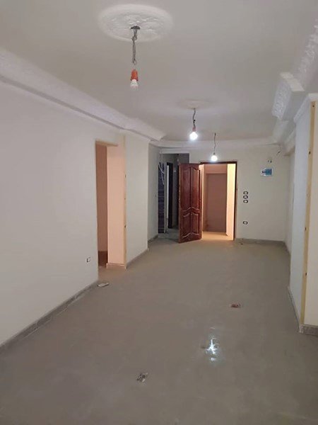 للبيع بالعصافرة خلف بنك بلوم شقه 135م و 140م لم تسكن وبسعر منااااسب جداا