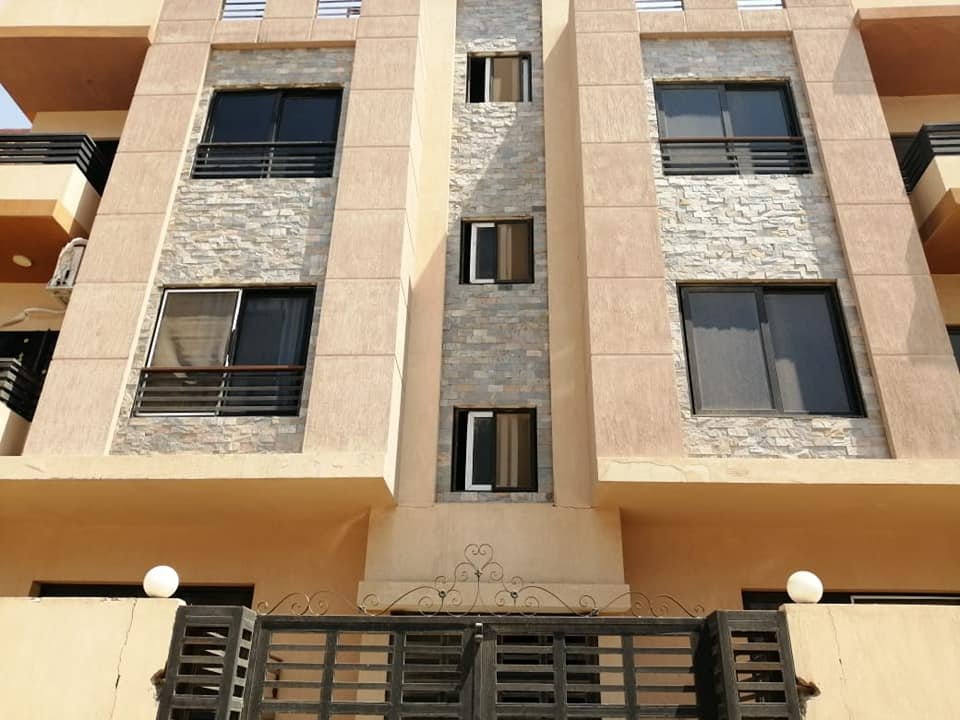 شقه للبيع بالتجمع الخامس