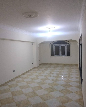 شقة لقطة للبيع تشطيب سوبر لوكس بالنزهة الجديدة