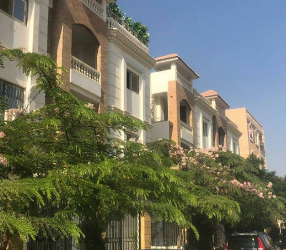 شقة للبيع بكومباوند ( جومانا روز) م. العبور