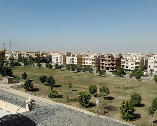 شقة ٣٠٠م للايجار بالتجمع الخامس فيلات النرجس