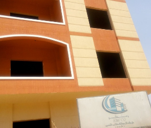 شقة للبيع بالتجمع الخامس حي ابو الهول 2 موقع مميز جدا الفيو بحري