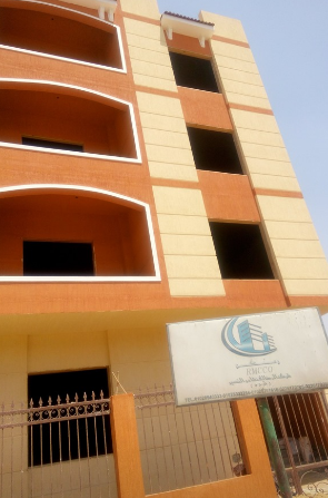 شقة للبيع بالتجمع الخامس حي ابو الهول 2 موقع مميز جدا الفيو بحري