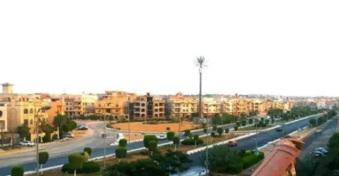 فرصه روف مبني شقه كامله بجنوب الاكاديميه د علي محور مصطفي كامل