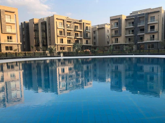 شقه 152 م بنت هاوس تشطيب سوبر لوكس بعد الجامعه الامريكيه