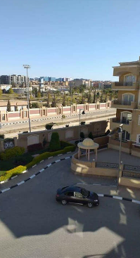 كمبوند قريب جدا من التسعين وwater way