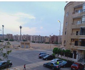شقه 146 م للبيع ف البنفسج عمارات