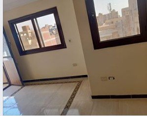 شقة للبيع بالهضبه الوسطي بالحي الربع