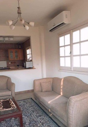 شقه للايجار فيلات الحي الخامس دور تاني تشطيب سوبر لوكس