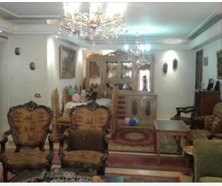 شقه مرخصه بجناكليس اول نمره من شارع ابوقير148م