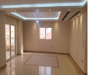 شقة للبيع بمدينة نصر بالمنطقة الاولى قرب جنينة مول