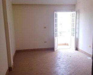 ‎‎للبيع شقه في التجمع الأول المجاوره التاسعه عمارات بنك الإسكان والتعمير ٩٥م سوبر لوكس عقد أخضر‎‎