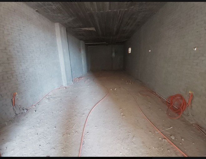 محل 60متر للبيع بسعر وموقع لقطة المحل امام ابراج النصر بالهضبة الوسطي بالمقطم