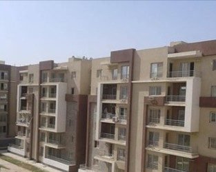 شقة لقطة للبيع  ف كمبوند دار مصر القرنفل