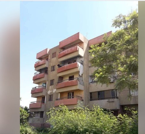 ‎‎شقه للبيع بالحي الاول 114م علي شارع هايبروان الرئيسي بسعر لقطه‎‎