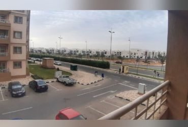 ‎‎للبيع بمدينتى شقه 124م B6 فيو فلل خطوات من الفود كورت والساوث بارك‎‎