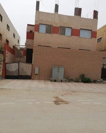 موجود مصنع للبيع 15 مايو