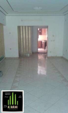 شقه 127 م _ 6 اكتوبر – حى الاشجــار دور ارضي بحديقه