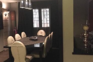 شقة ٣٠٠ متر دور ارضى مدخل خاص