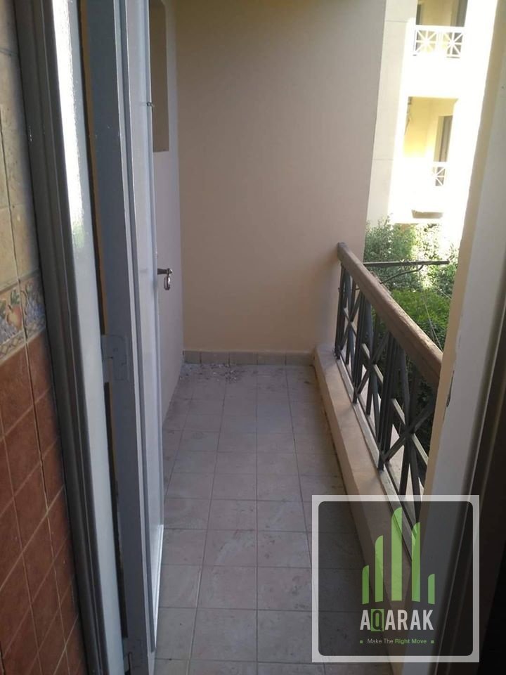 شقة للبيع بكمبوند حى الاشجار 6 اكتوبر امام دريم لاند 127 م دور رابع