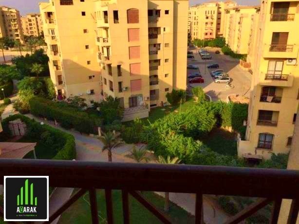 بحي الاشجار للبيع بينت هاوس ٢٠٢م٢ + روف ٧٥ م نصف تشطيب