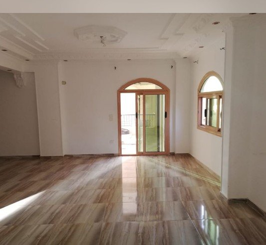 ‎‎للإيجار شقة 340م2 بالحي العاشر الشيخ زايد موقع حيوى مميز .الشيخ زايد‎‎