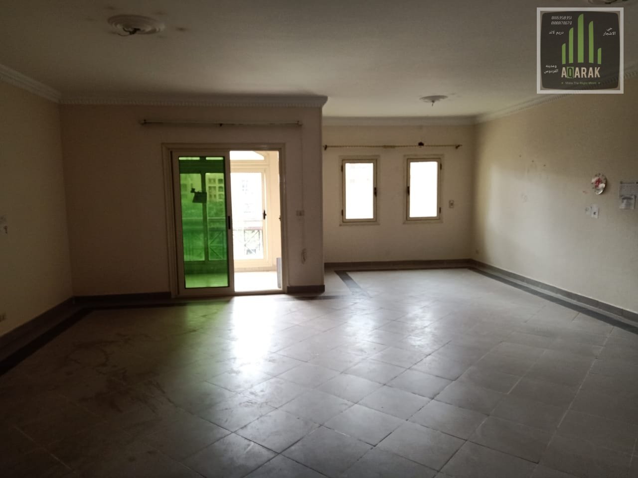 شقه   بكمبوند حي الاشجار ١٦٠ م موقع مميز