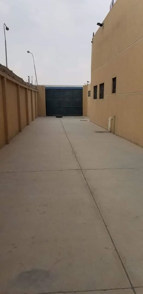 مصنع للبيع في بدر الصناعية