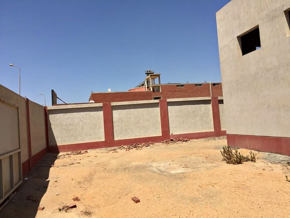 للبيع مصنع 5200 م  في الصناعية السادسه